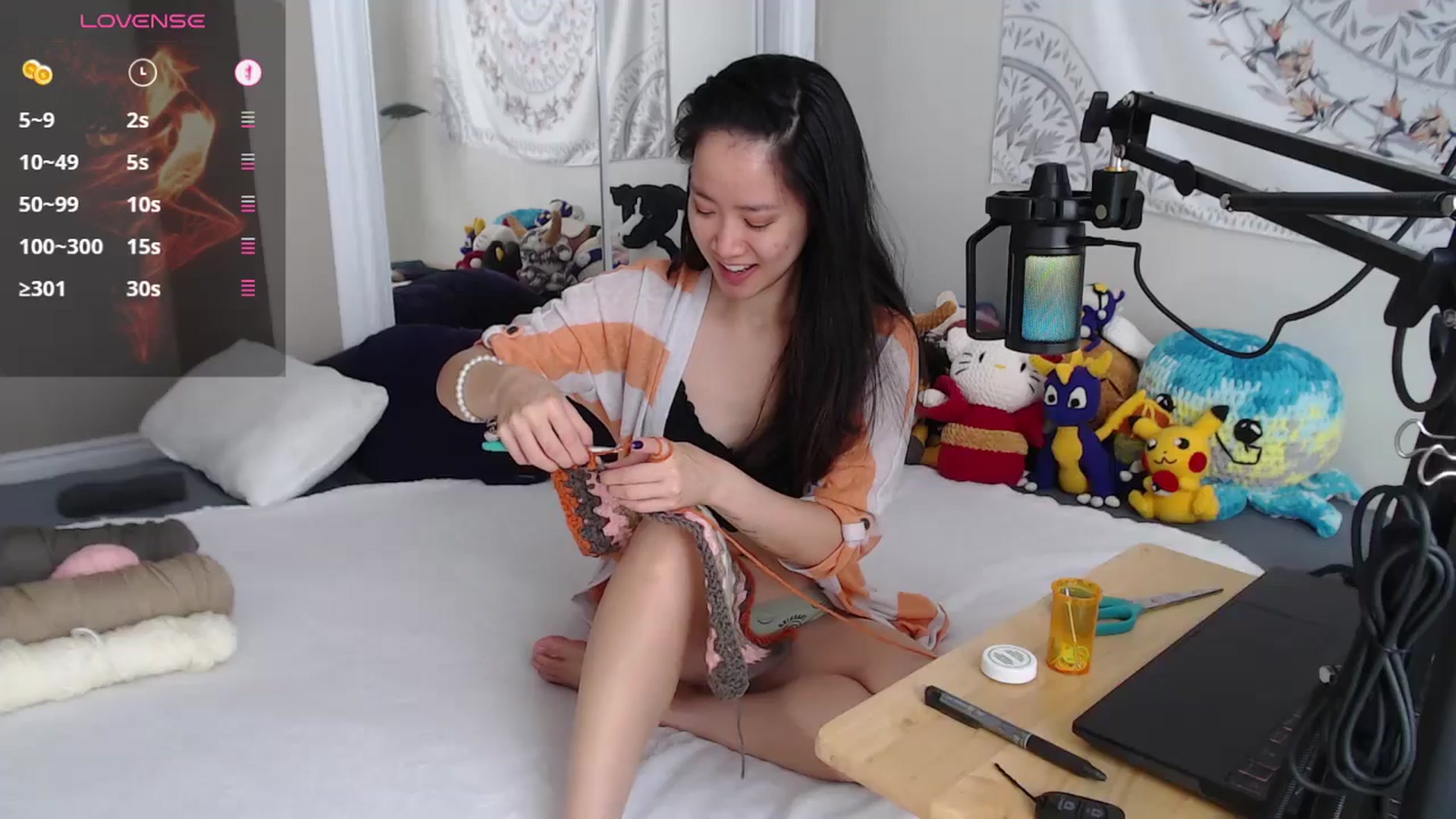 Gallery image thumbnail from MarissaPeach's myfreecams stream on, 08/31/2025, 15:12 image 12 of 20