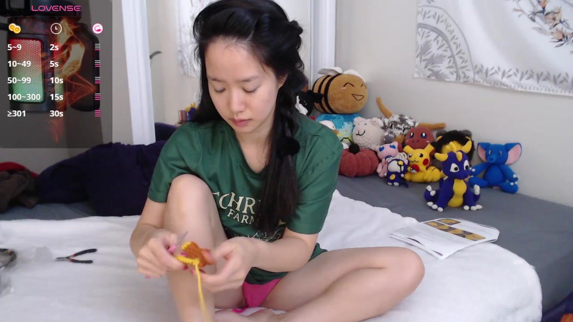 Gallery image thumbnail from MarissaPeach's myfreecams stream on, 10/05/2025, 15:39 image 10 of 20