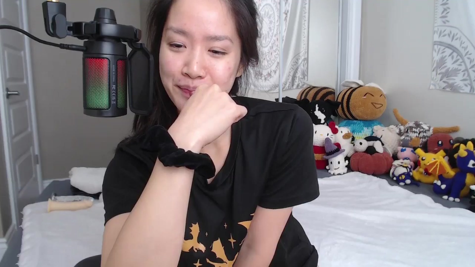 Gallery image thumbnail from MarissaPeach's myfreecams stream on, 10/25/2025, 16:34 image 18 of 20