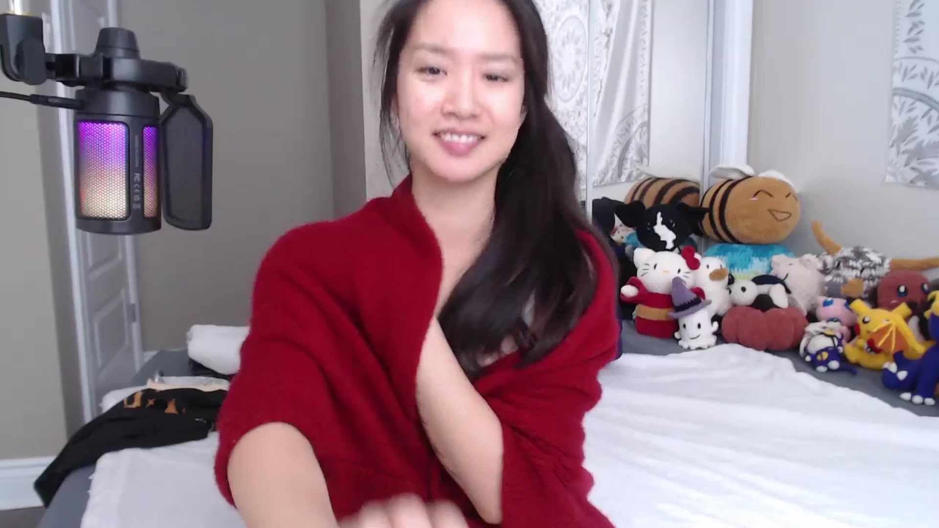 Gallery image thumbnail from MarissaPeach's myfreecams stream on, 10/25/2025, 16:34 image 3 of 20