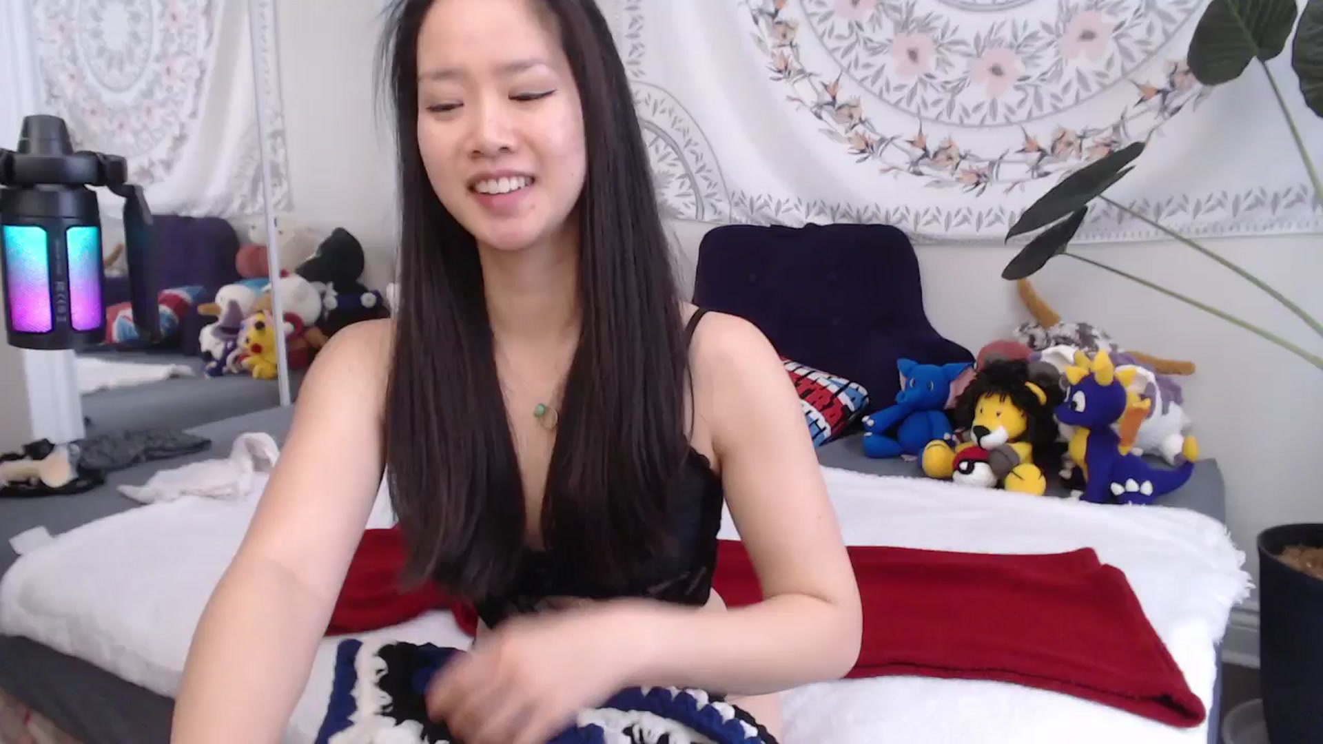 Gallery image thumbnail from MarissaPeach's myfreecams stream on, 11/01/2025, 15:55 image 1 of 20