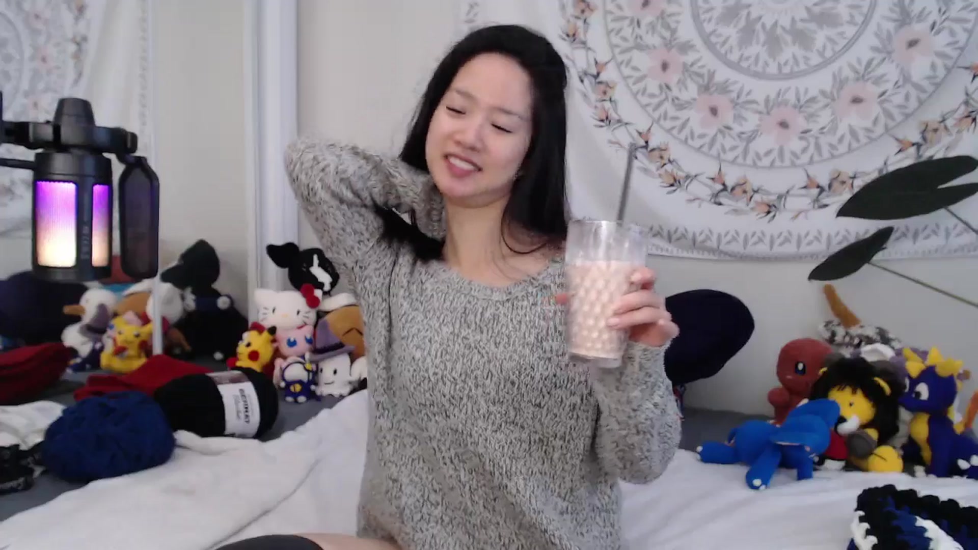 Gallery image thumbnail from MarissaPeach's myfreecams stream on, 11/07/2025, 13:28 image 7 of 20