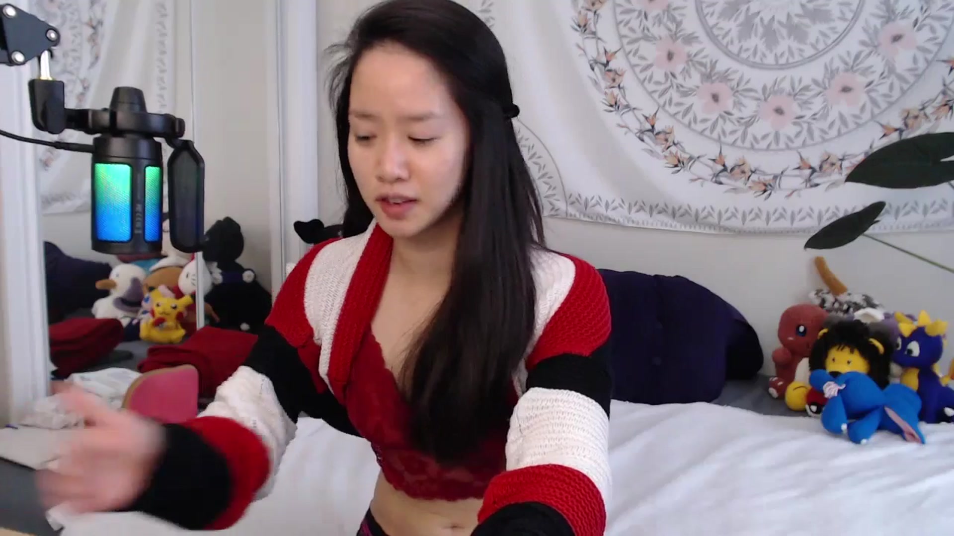 Gallery image thumbnail from MarissaPeach's myfreecams stream on, 11/08/2025, 17:36 image 9 of 20