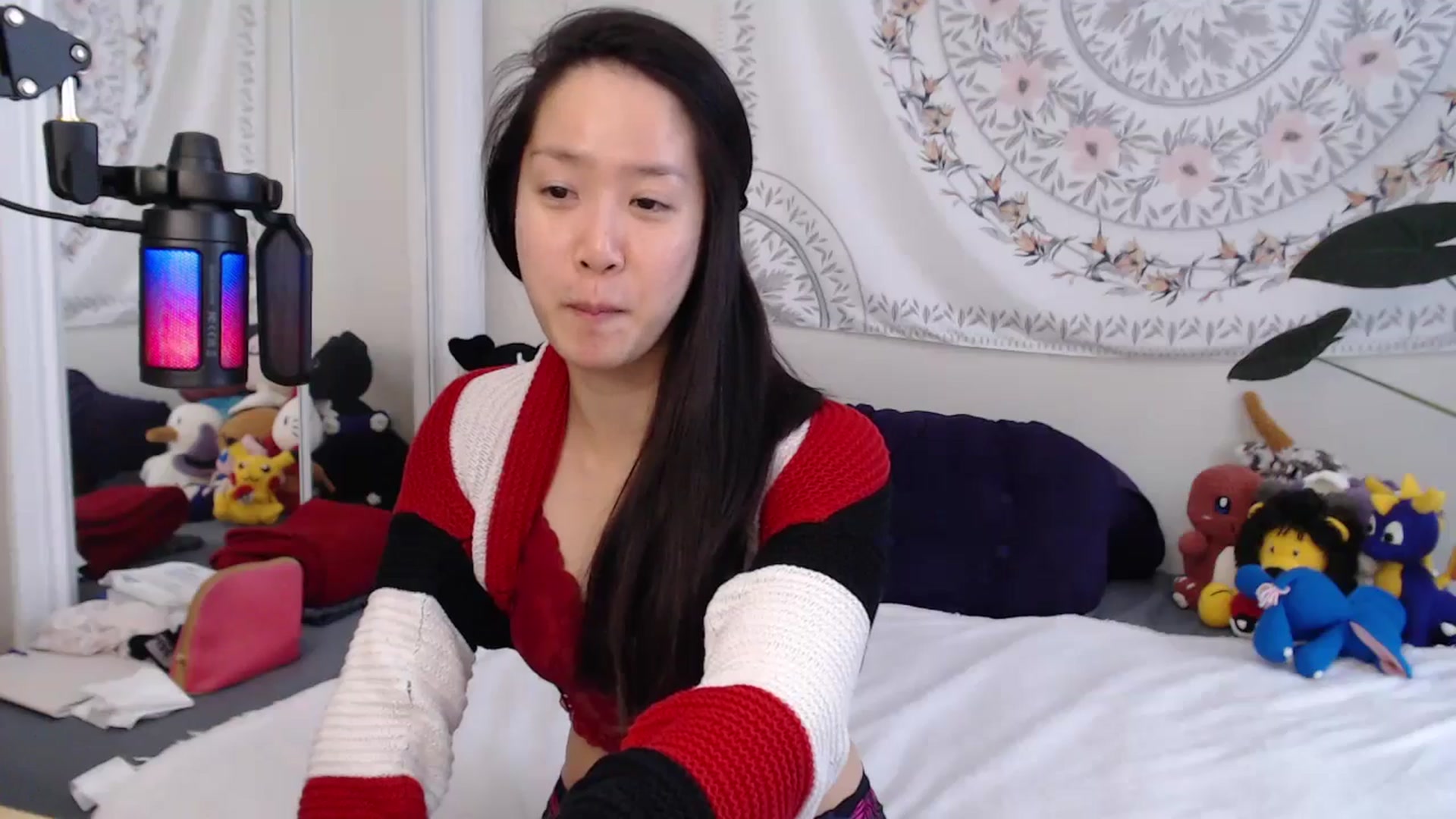Gallery image thumbnail from MarissaPeach's myfreecams stream on, 11/08/2025, 17:36 image 7 of 20