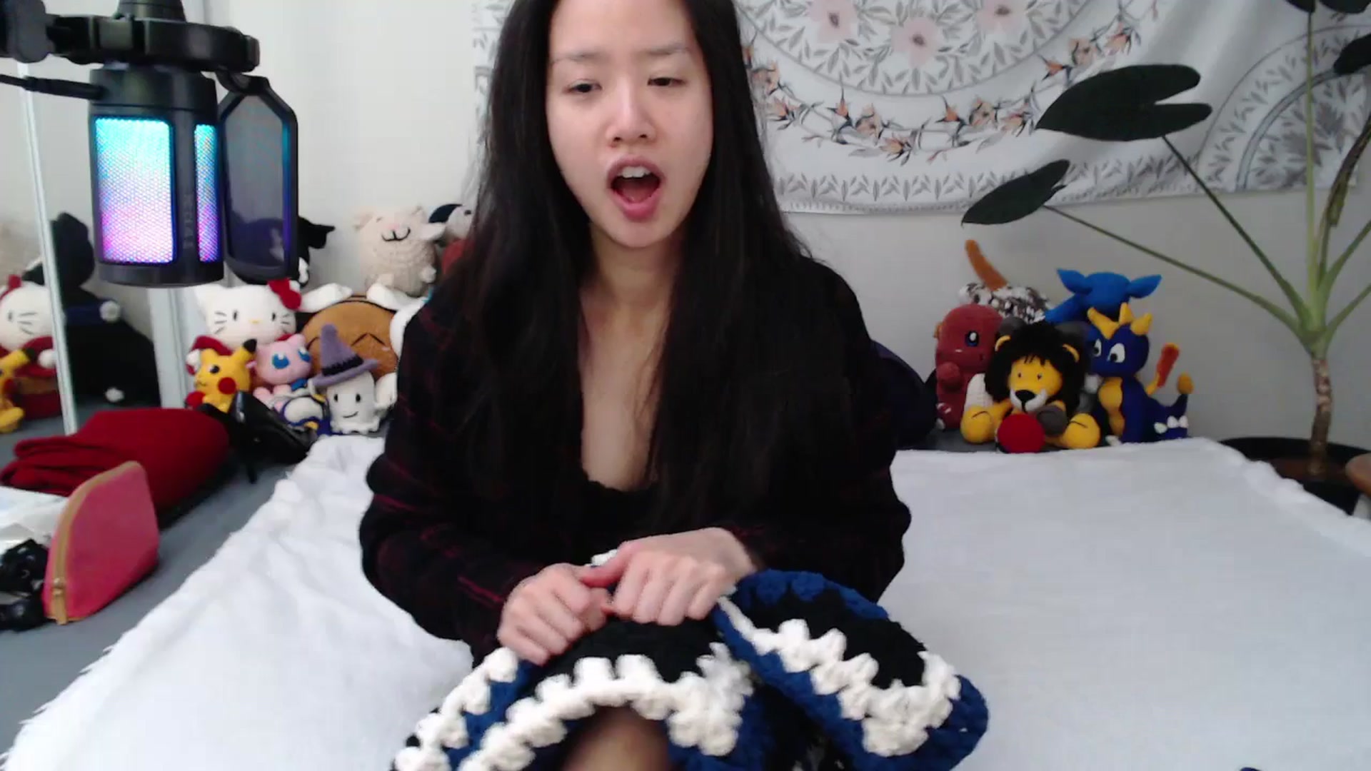 Gallery image thumbnail from MarissaPeach's myfreecams stream on, 11/09/2025, 22:33 image 15 of 20