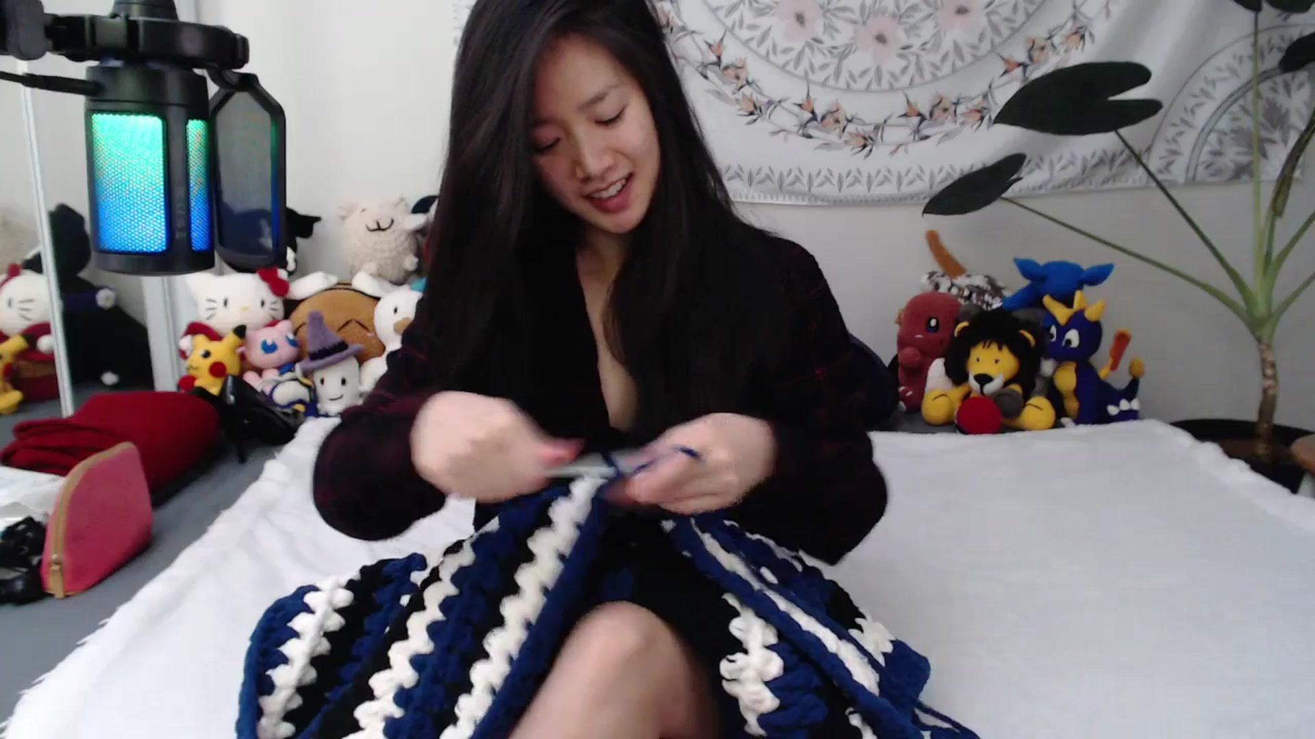 Gallery image thumbnail from MarissaPeach's myfreecams stream on, 11/09/2025, 22:33 image 14 of 20