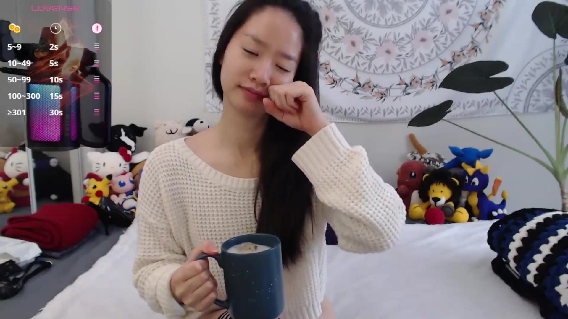 Gallery image thumbnail from MarissaPeach's myfreecams stream on, 11/10/2025, 14:06 image 10 of 20