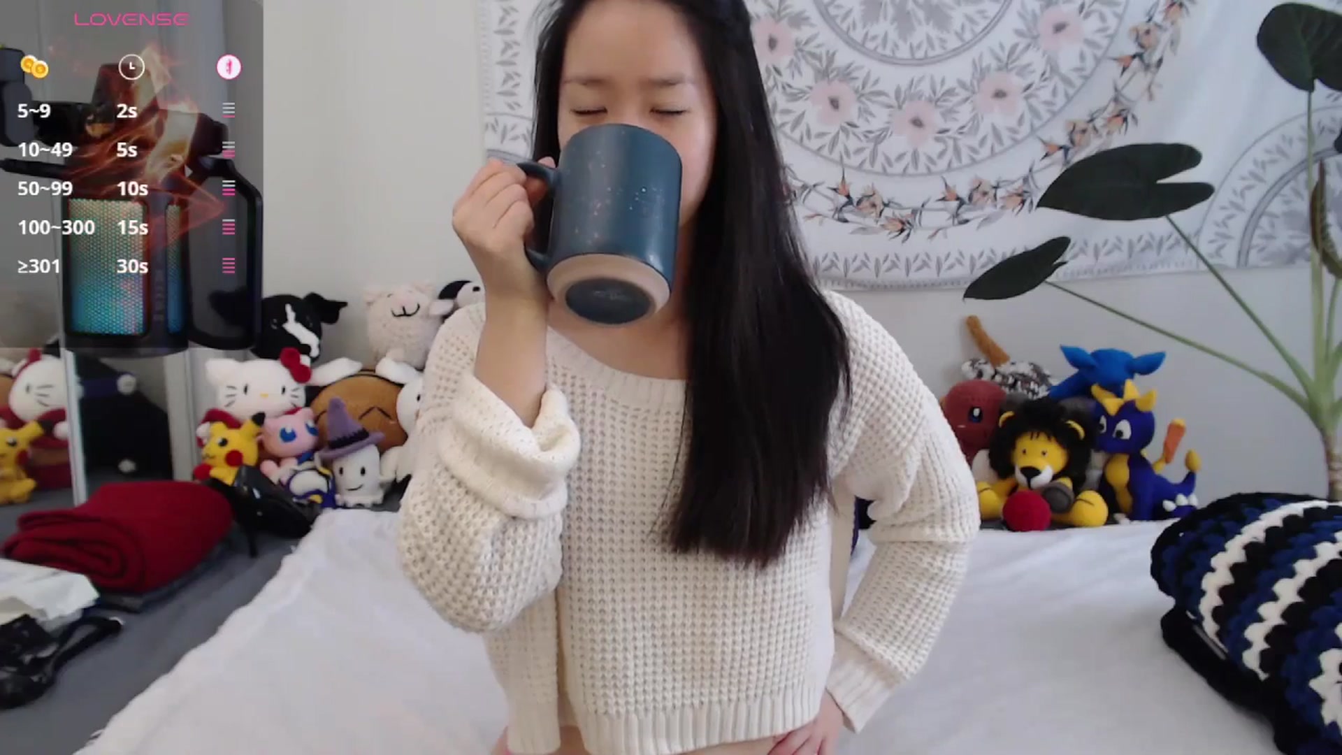 Gallery image thumbnail from MarissaPeach's myfreecams stream on, 11/10/2025, 14:06 image 16 of 20
