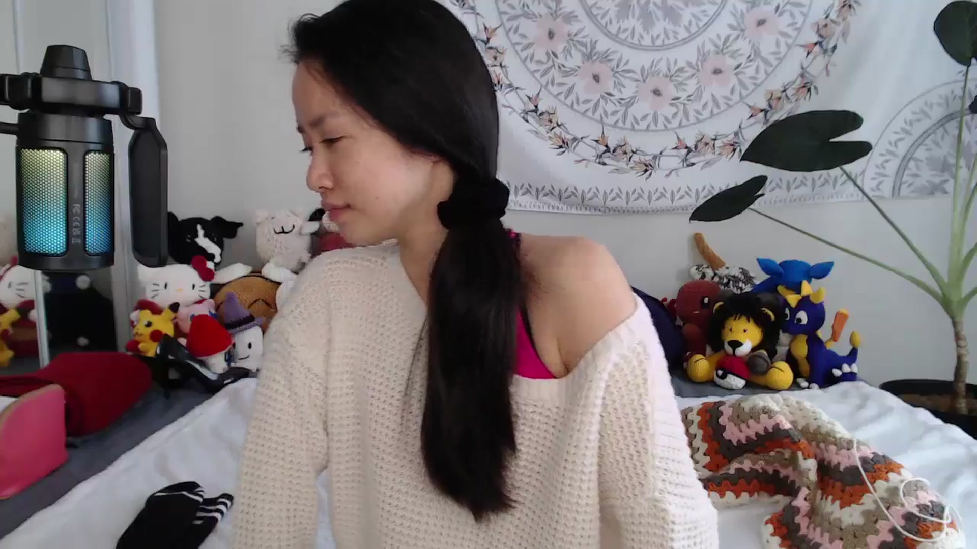 Gallery image thumbnail from MarissaPeach's myfreecams stream on, 11/15/2025, 16:10 image 19 of 20