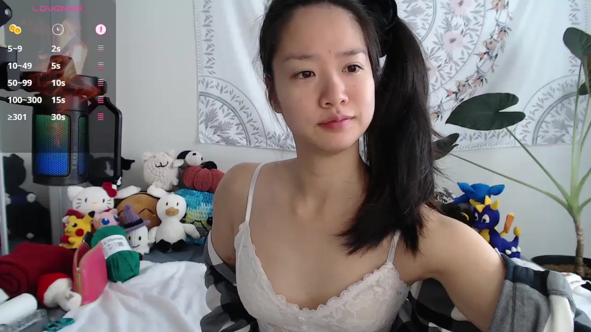 Gallery image thumbnail from MarissaPeach's myfreecams stream on, 11/16/2025, 15:13 image 12 of 20