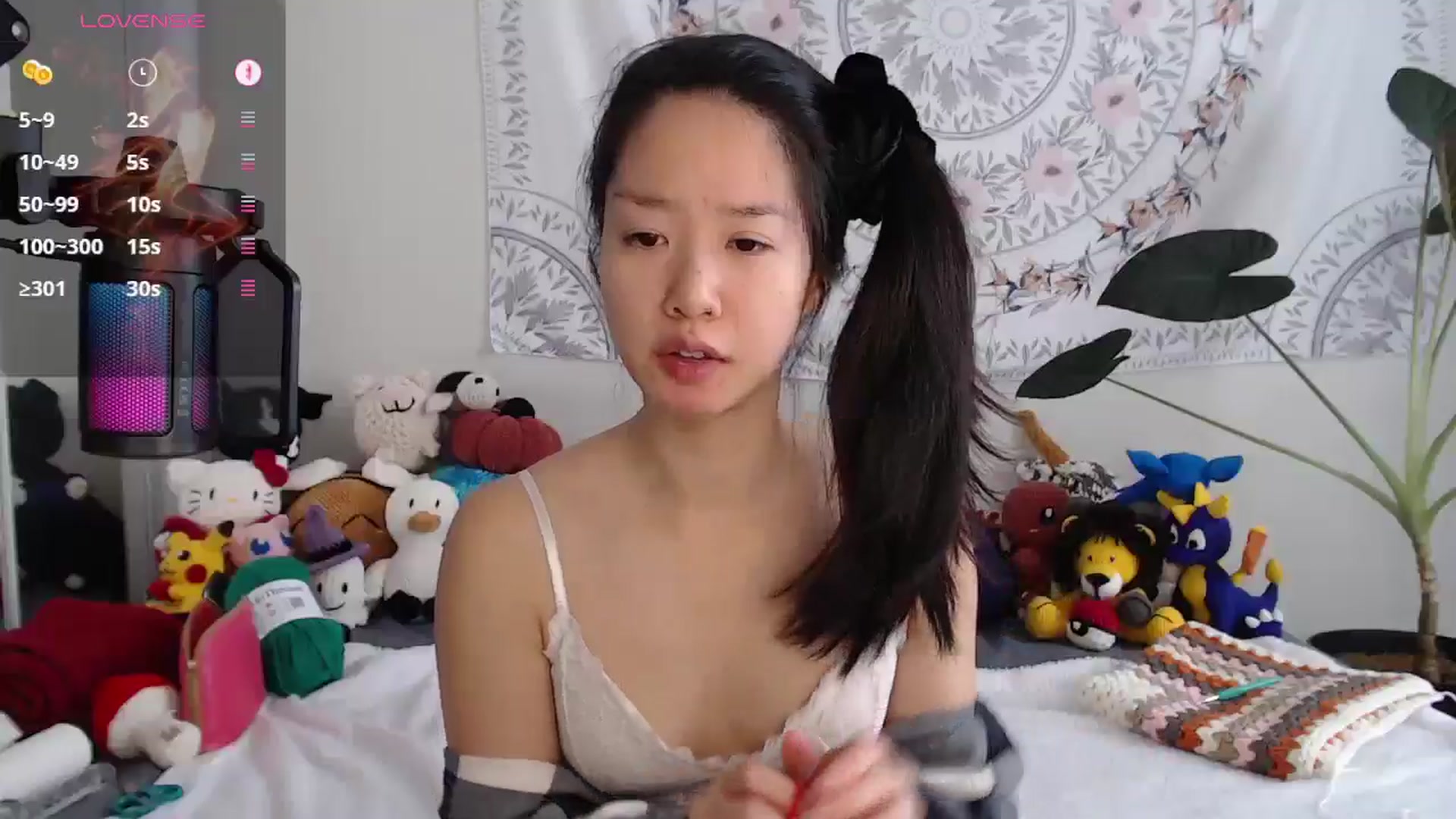 Gallery image thumbnail from MarissaPeach's myfreecams stream on, 11/16/2025, 15:13 image 14 of 20