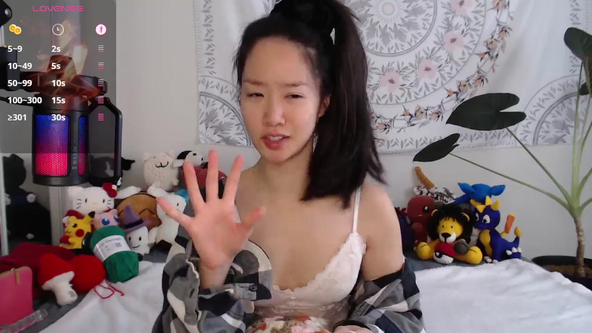 Gallery image thumbnail from MarissaPeach's myfreecams stream on, 11/16/2025, 15:13 image 5 of 20