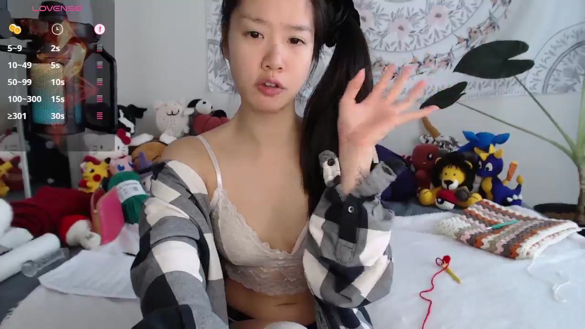 Gallery image thumbnail from MarissaPeach's myfreecams stream on, 11/16/2025, 15:33 image 5 of 20