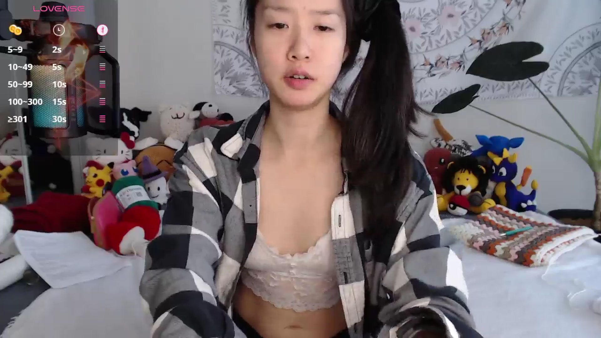 Gallery image thumbnail from MarissaPeach's myfreecams stream on, 11/16/2025, 15:33 image 16 of 20