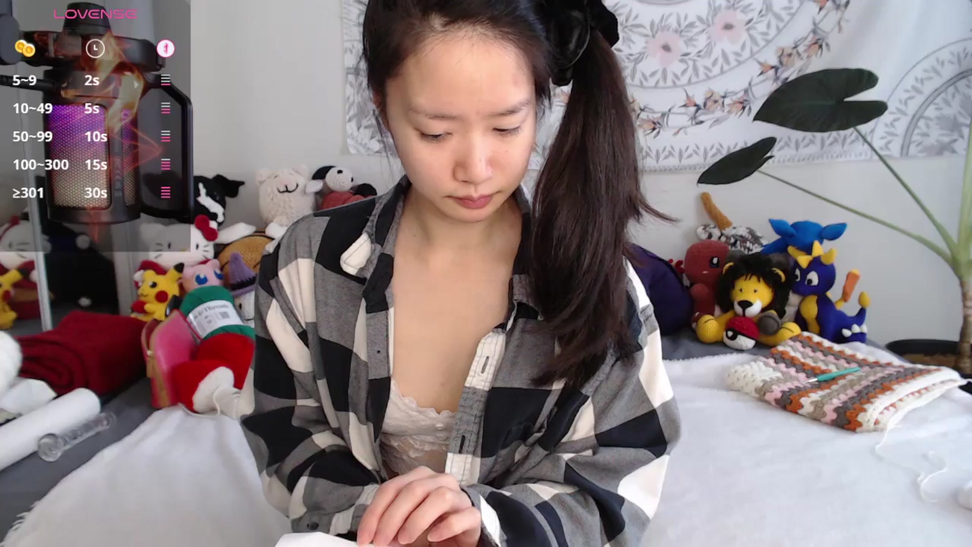 Gallery image thumbnail from MarissaPeach's myfreecams stream on, 11/16/2025, 15:33 image 19 of 20
