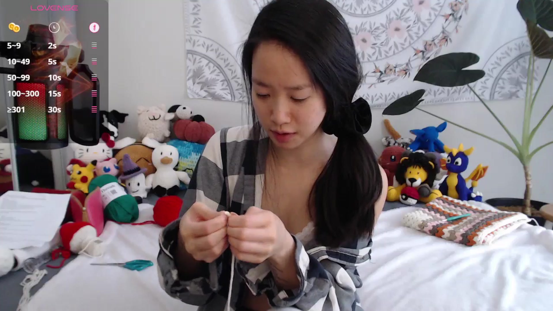 Gallery image thumbnail from MarissaPeach's myfreecams stream on, 11/16/2025, 17:11 image 15 of 20