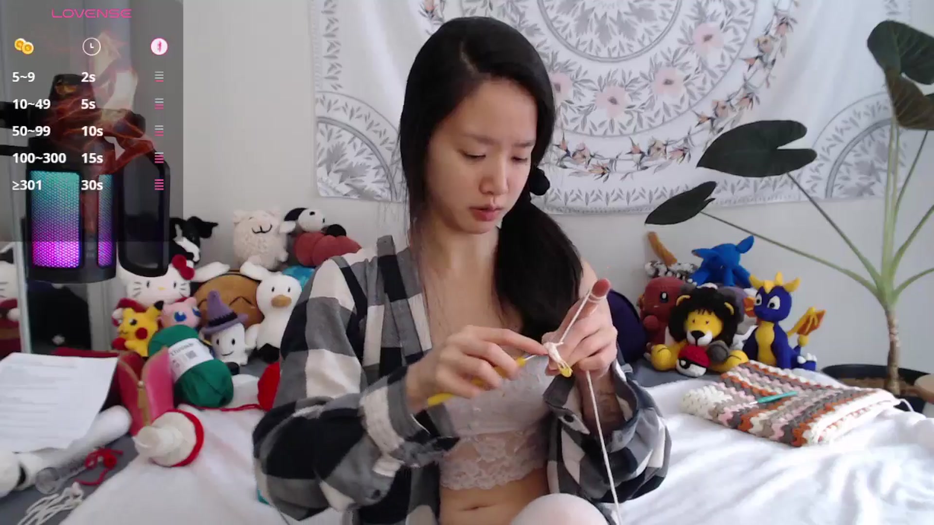 Gallery image thumbnail from MarissaPeach's myfreecams stream on, 11/16/2025, 17:11 image 10 of 20