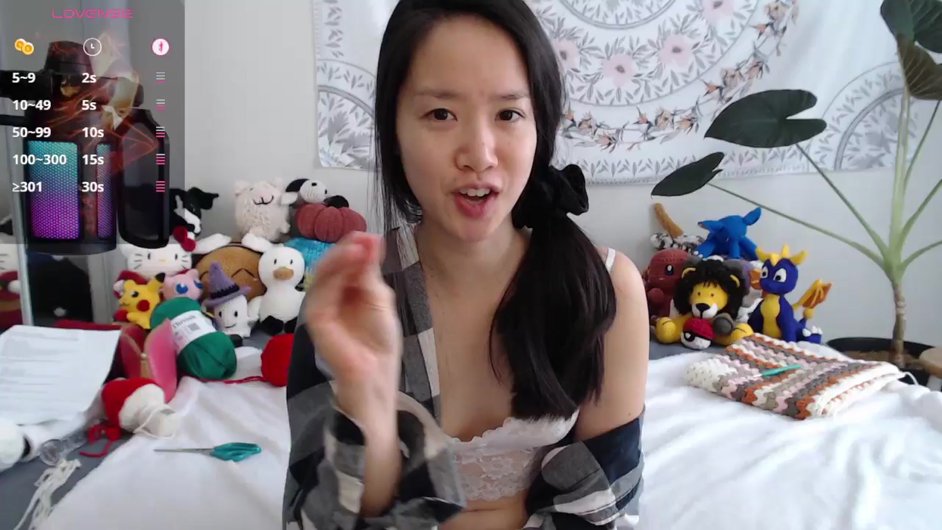 Gallery image thumbnail from MarissaPeach's myfreecams stream on, 11/16/2025, 17:11 image 16 of 20
