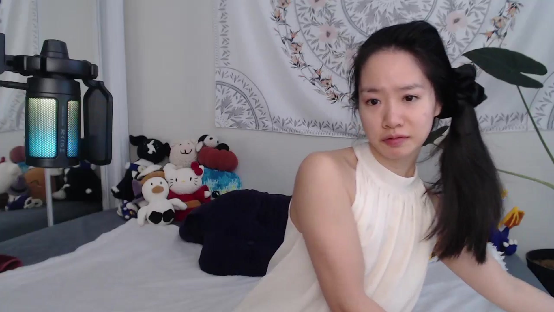 Gallery image thumbnail from MarissaPeach's myfreecams stream on, 12/23/2025, 14:43 image 9 of 20