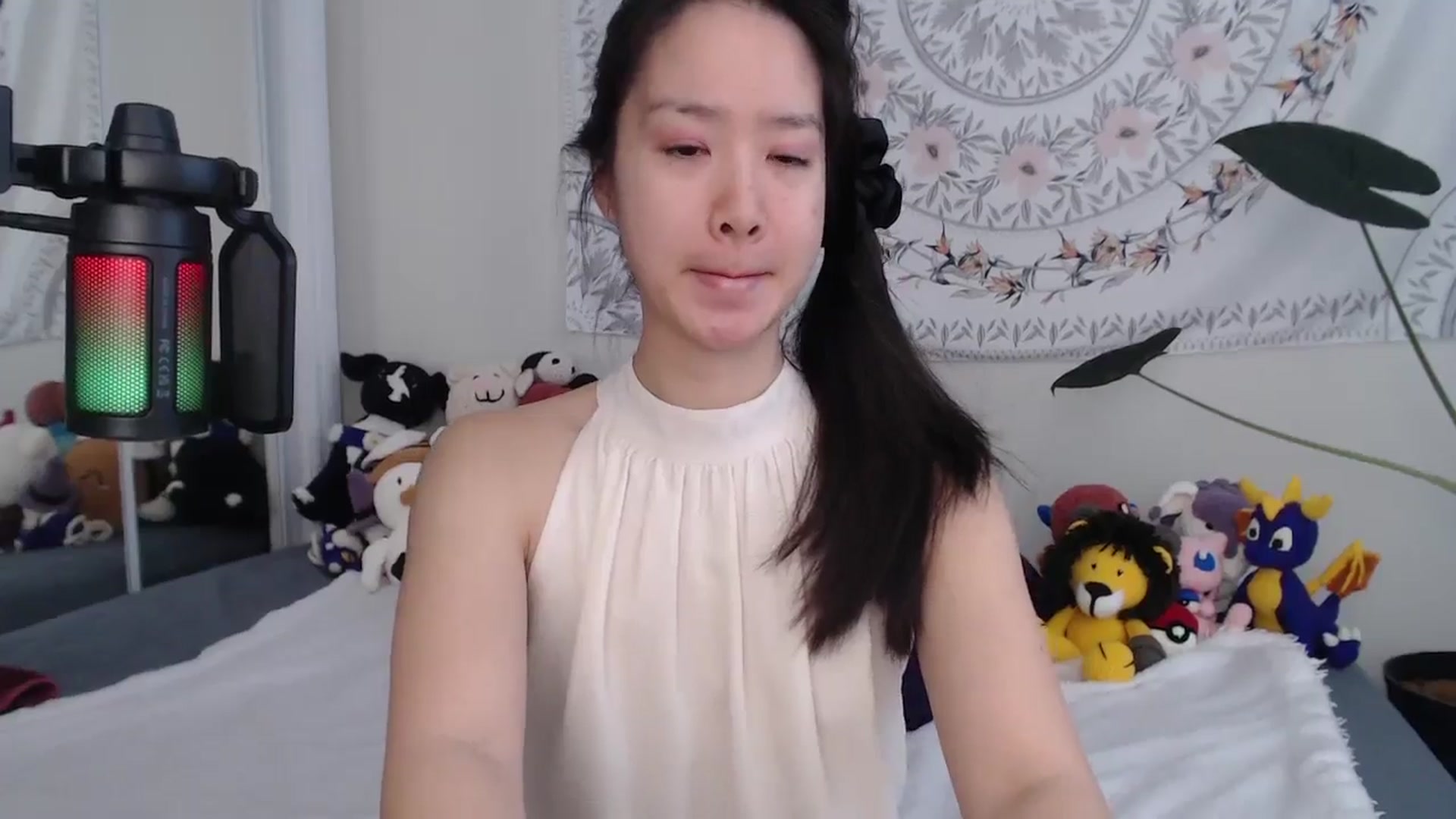 Gallery image thumbnail from MarissaPeach's myfreecams stream on, 12/23/2025, 14:43 image 10 of 20