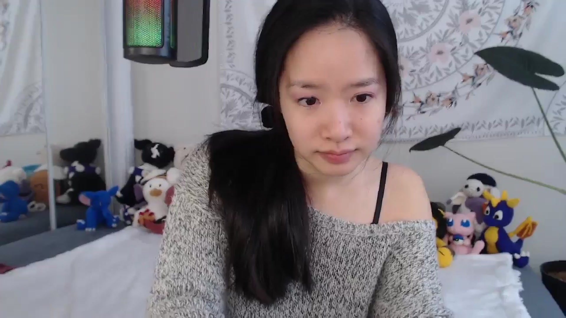 Gallery image thumbnail from MarissaPeach's myfreecams stream on, 12/24/2025, 15:36 image 6 of 20