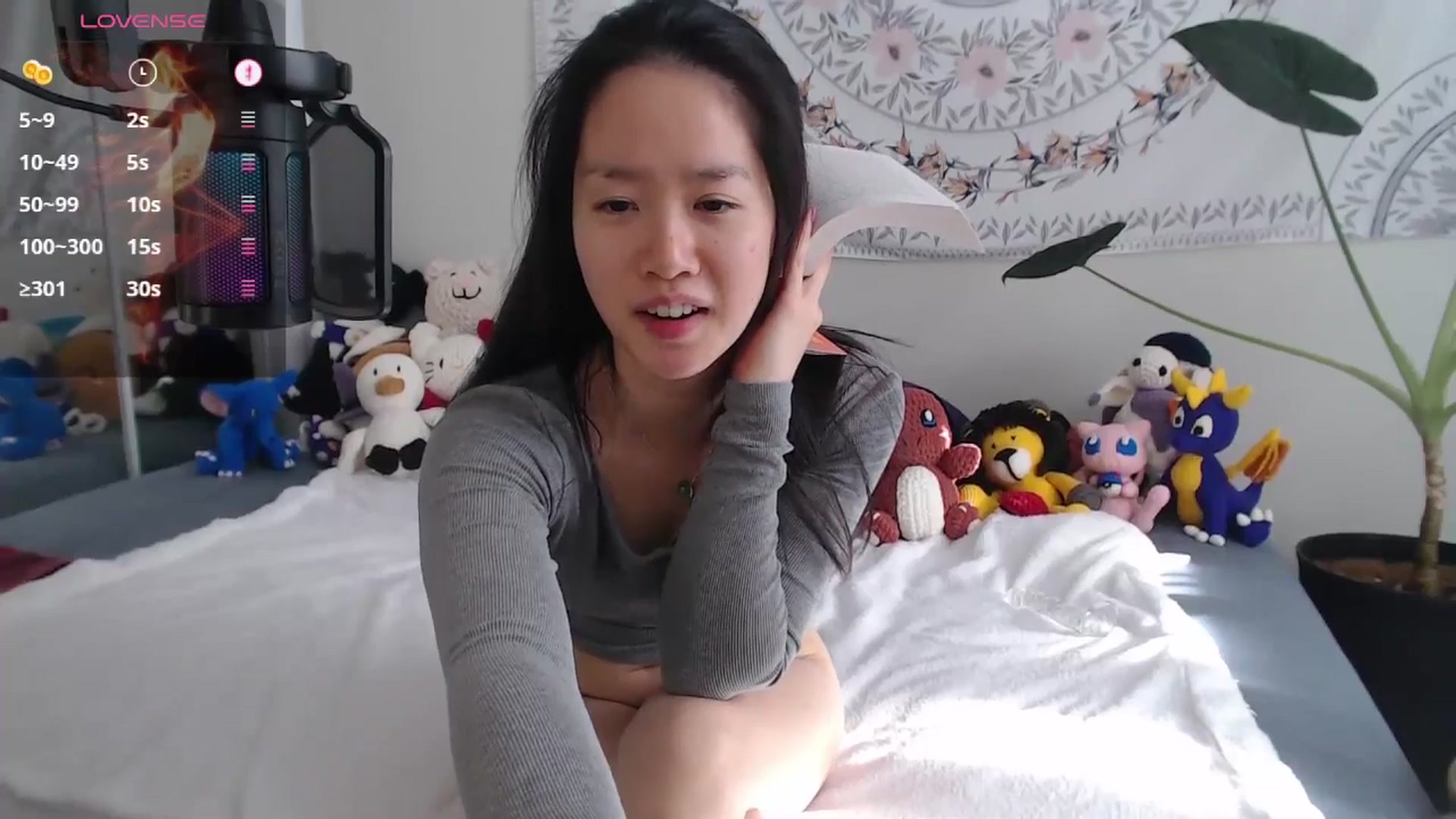 Gallery image thumbnail from MarissaPeach's myfreecams stream on, 12/27/2025, 17:37 image 13 of 20