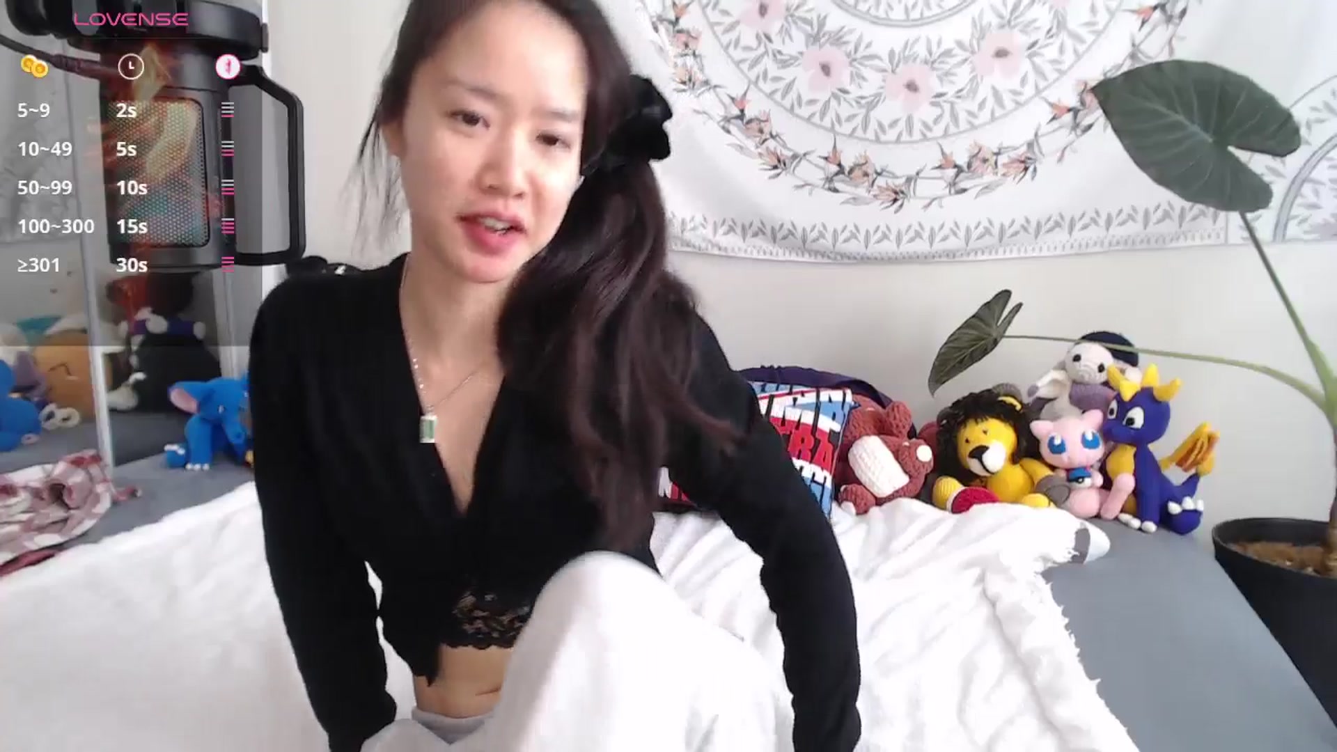 Gallery image thumbnail from MarissaPeach's myfreecams stream on, 01/03/2026, 15:39 image 8 of 20