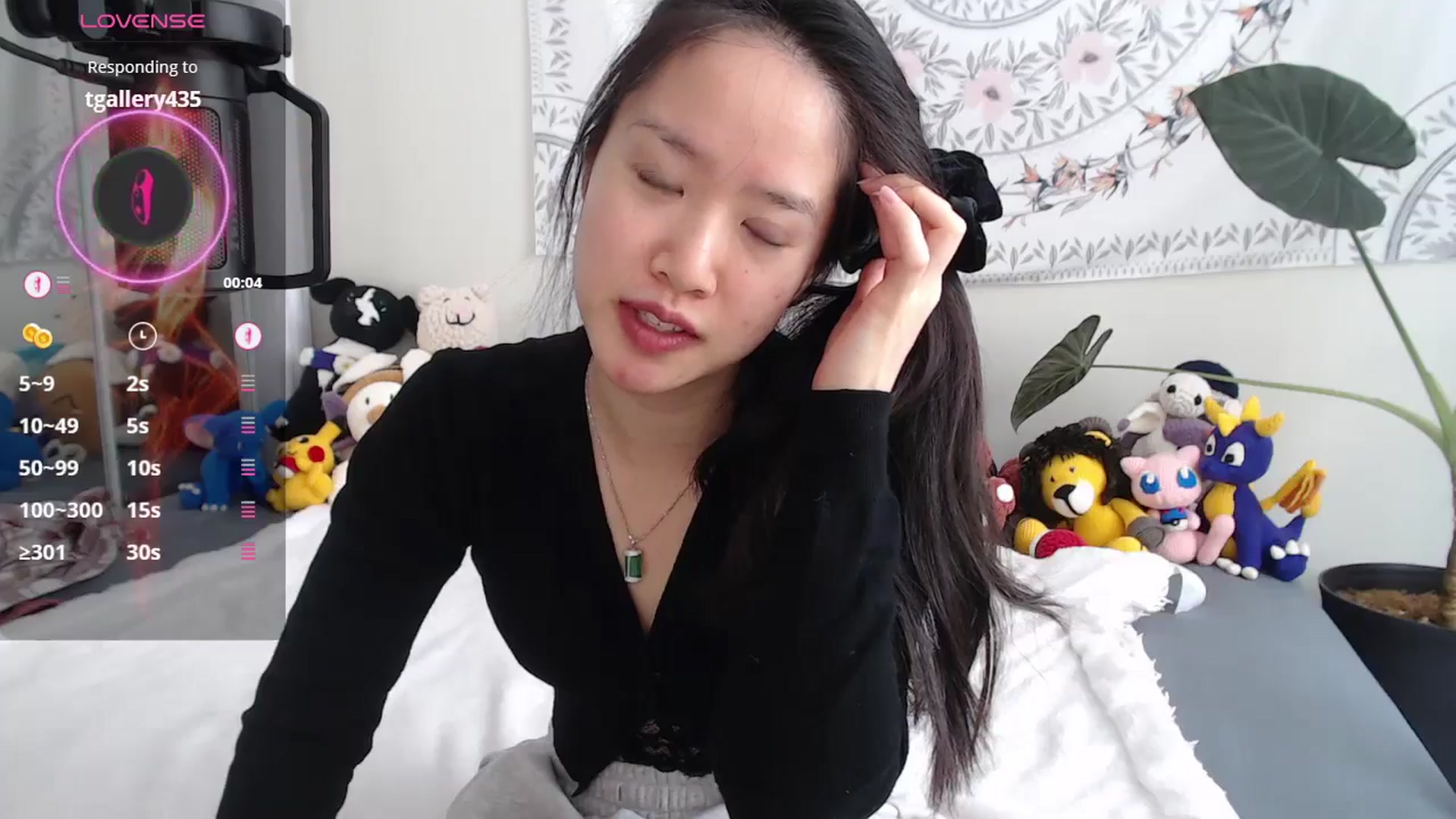 Gallery image thumbnail from MarissaPeach's myfreecams stream on, 01/03/2026, 15:39 image 6 of 20