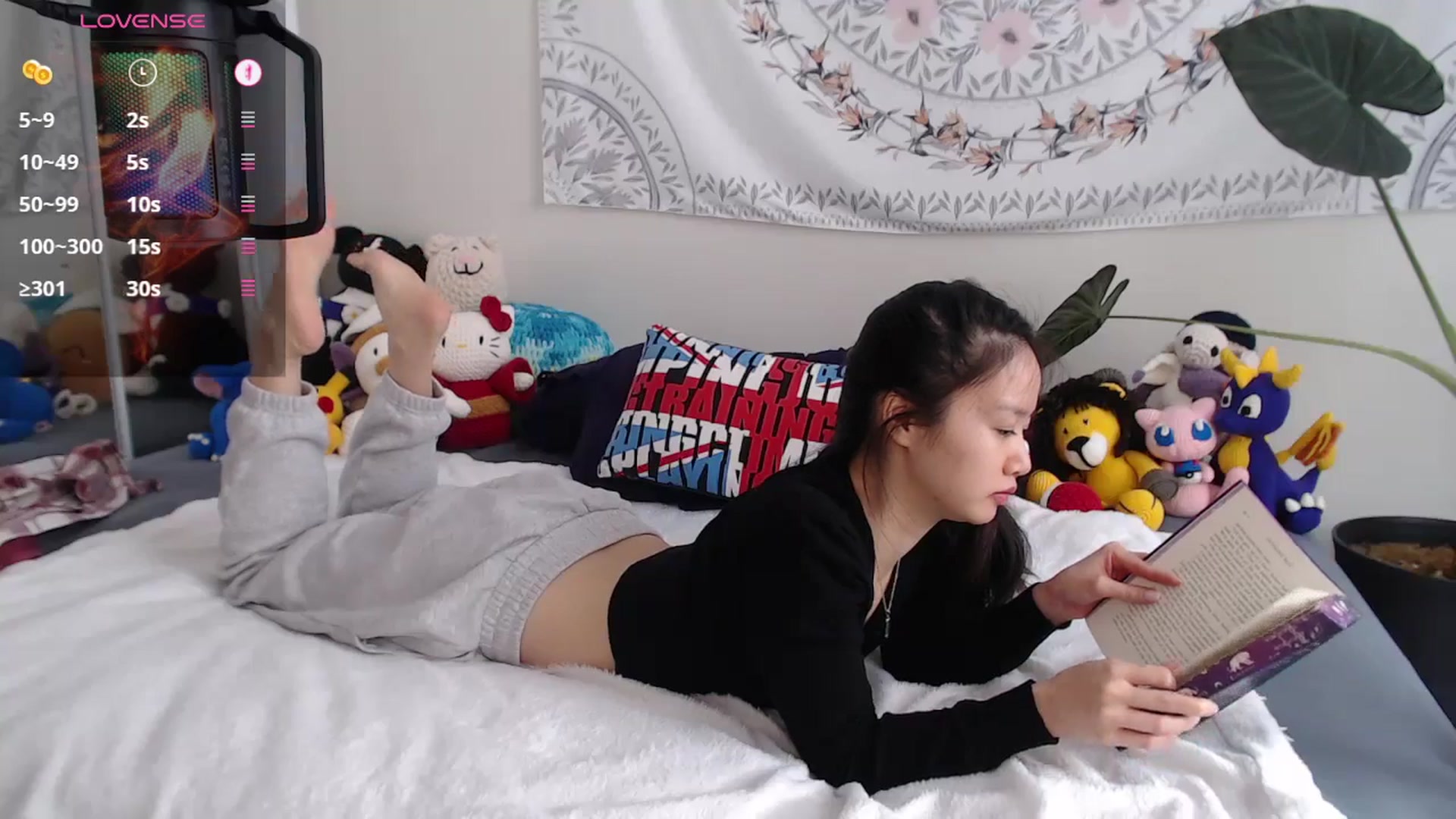 Gallery image thumbnail from MarissaPeach's myfreecams stream on, 01/03/2026, 17:30 image 6 of 20