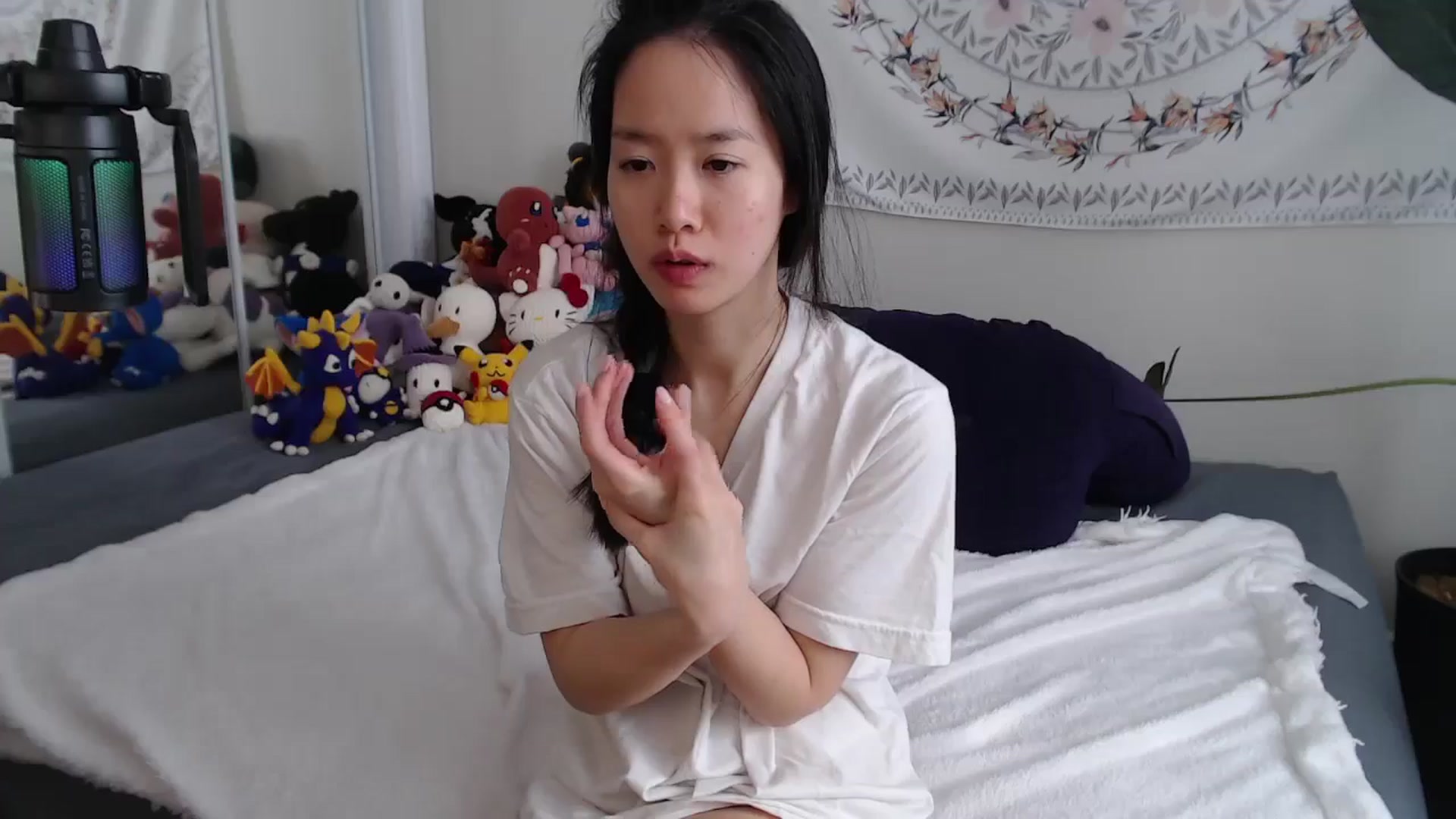Gallery image thumbnail from MarissaPeach's myfreecams stream on, 01/18/2026, 16:34 image 14 of 20