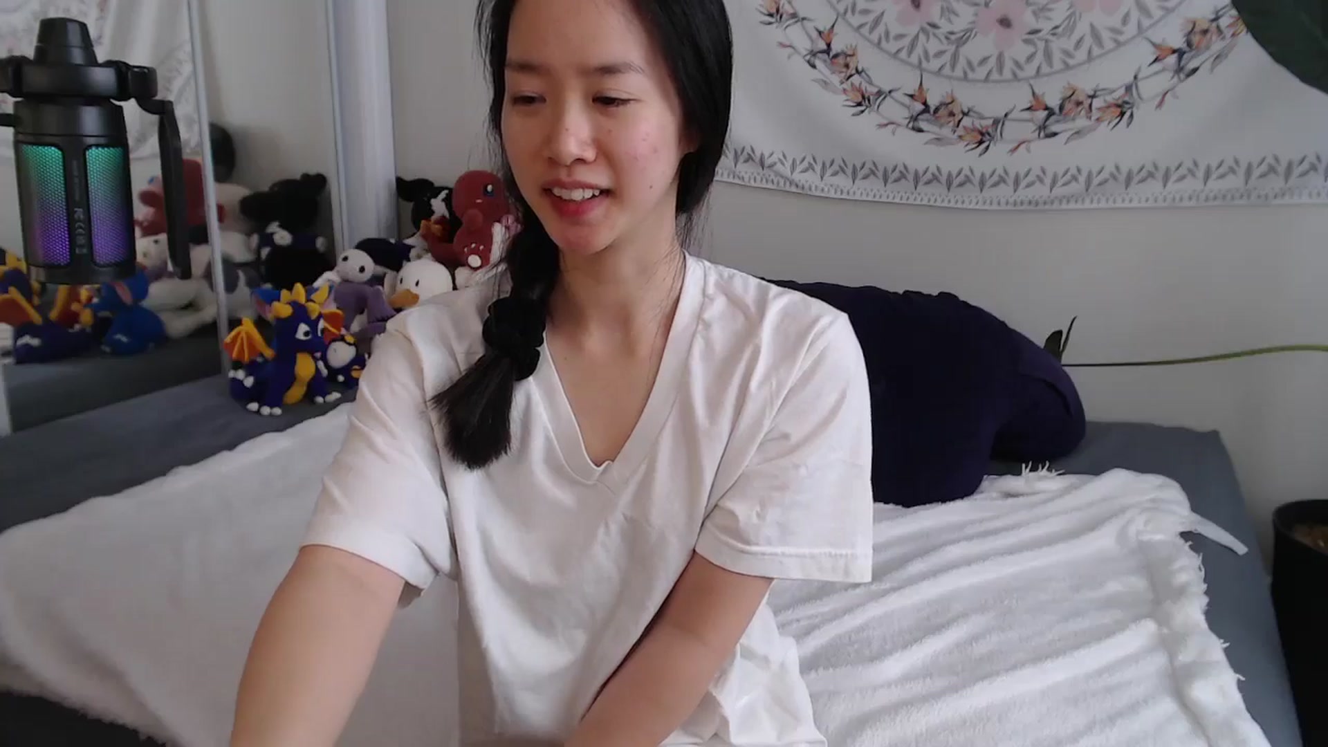 Gallery image thumbnail from MarissaPeach's myfreecams stream on, 01/18/2026, 16:34 image 19 of 20