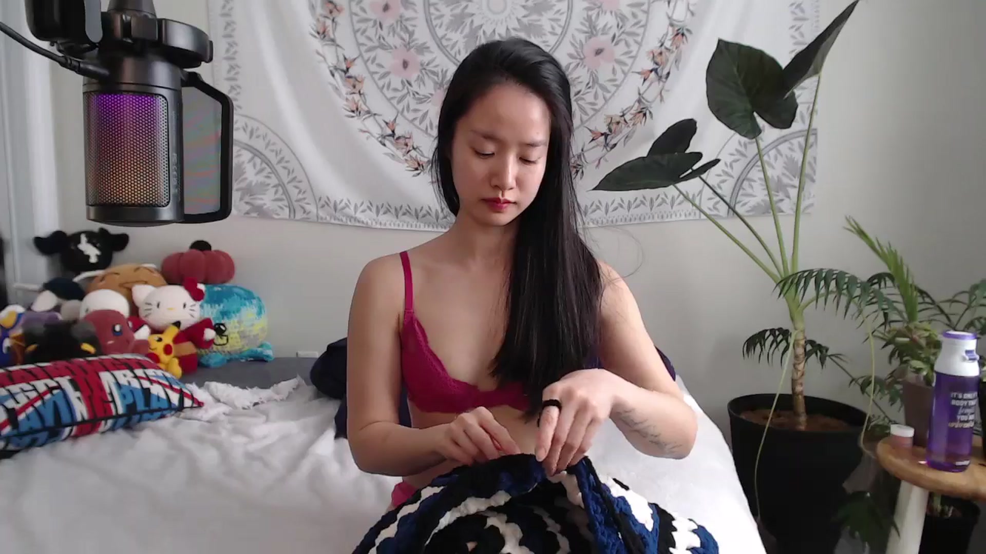 Gallery image thumbnail from MarissaPeach's myfreecams stream on, 02/21/2026, 18:04 image 19 of 20