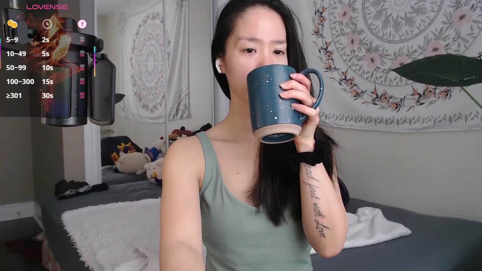 Gallery image thumbnail from MarissaPeach's myfreecams stream on, 03/01/2026, 15:12 image 2 of 20