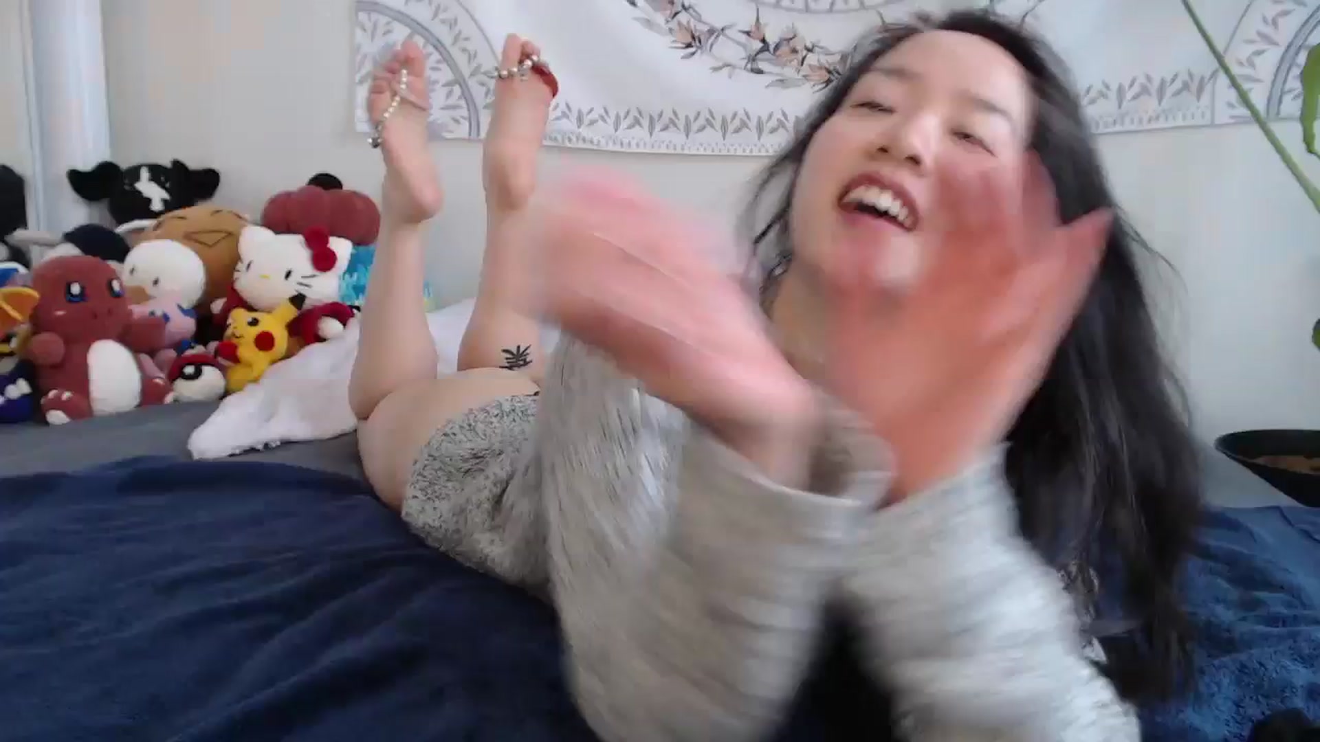 Gallery image thumbnail from MarissaPeach's myfreecams stream on, 03/22/2026, 17:06 image 19 of 20