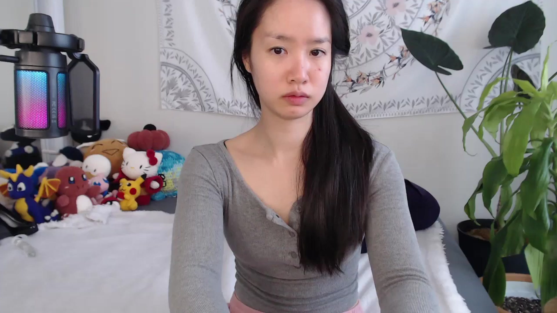 Gallery image thumbnail from MarissaPeach's myfreecams stream on, 04/04/2026, 16:04 image 8 of 20