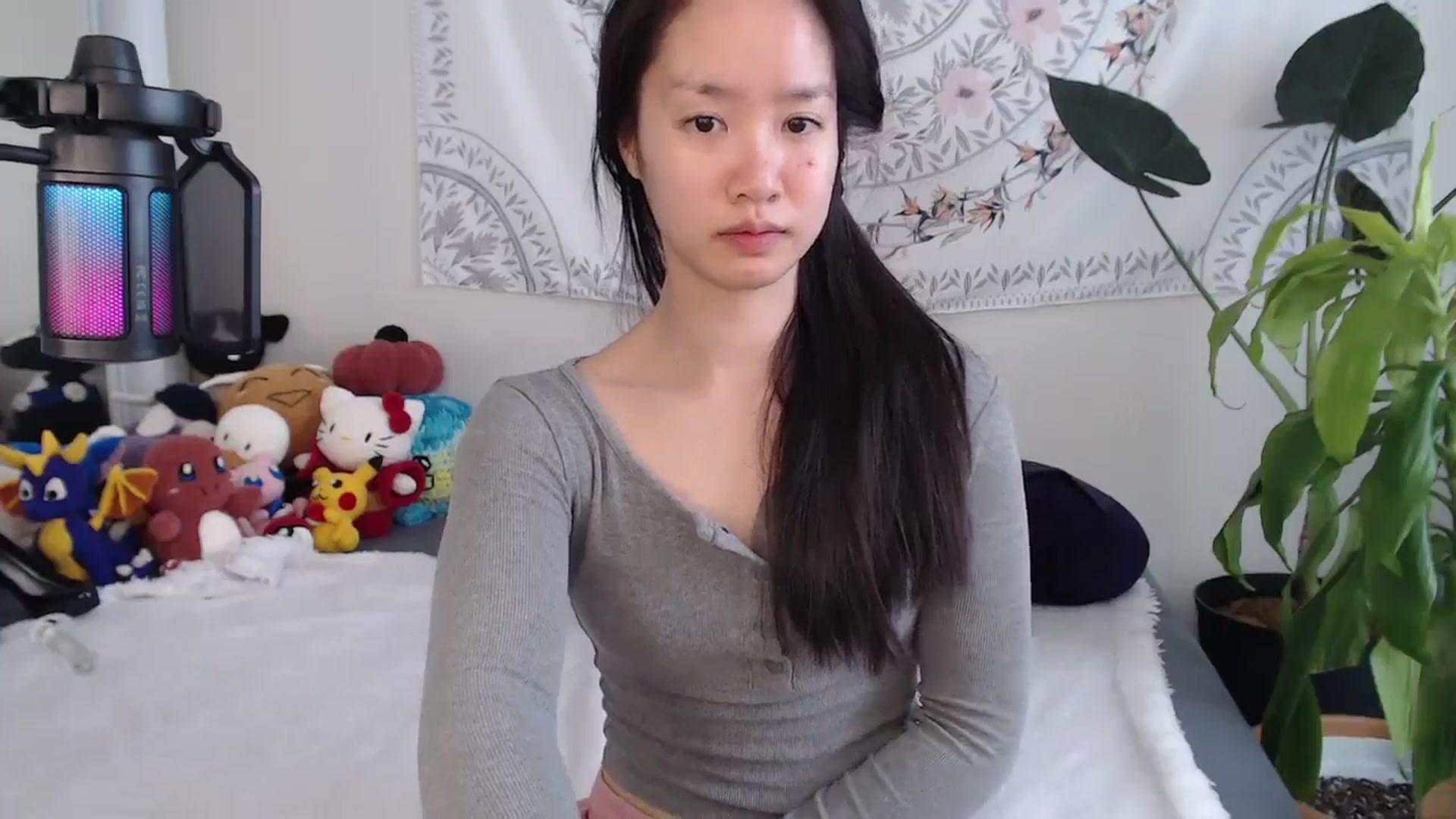 Gallery image thumbnail from MarissaPeach's myfreecams stream on, 04/04/2026, 16:04 image 12 of 20