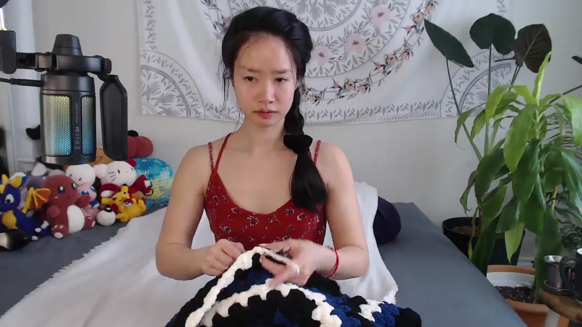 Gallery image thumbnail from MarissaPeach's myfreecams stream on, 04/19/2026, 16:00 image 5 of 20