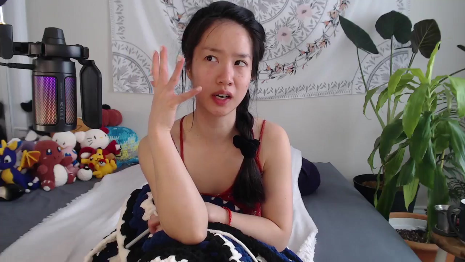 Gallery image thumbnail from MarissaPeach's myfreecams stream on, 04/19/2026, 16:00 image 11 of 20