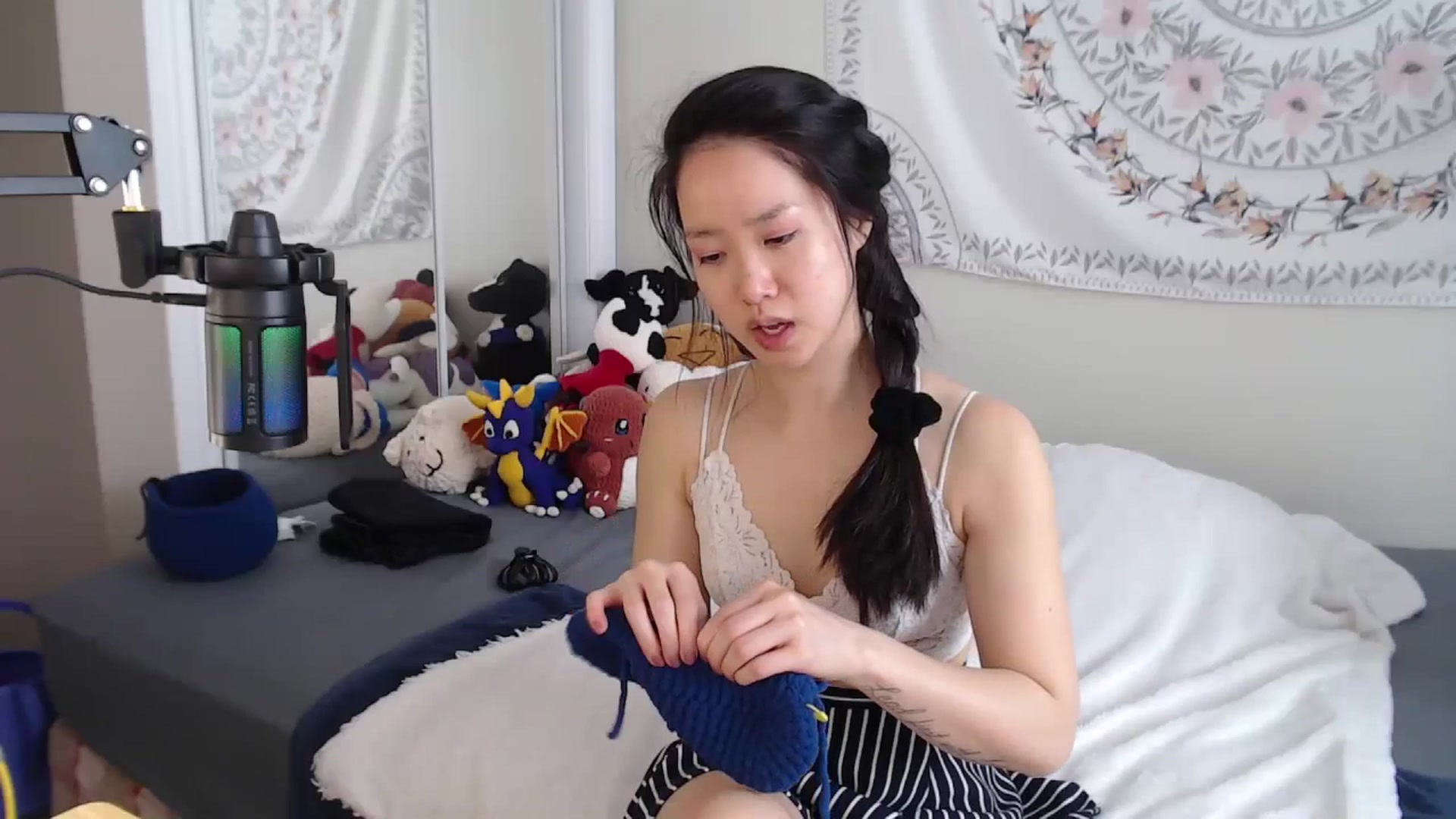 Gallery image thumbnail from MarissaPeach's myfreecams stream on, 05/10/2026, 17:05 image 5 of 20
