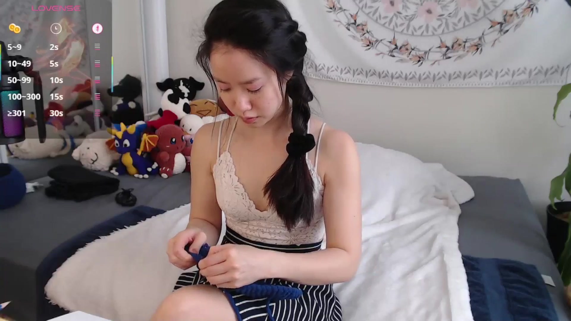 Gallery image thumbnail from MarissaPeach's myfreecams stream on, 05/10/2026, 17:49 image 2 of 20