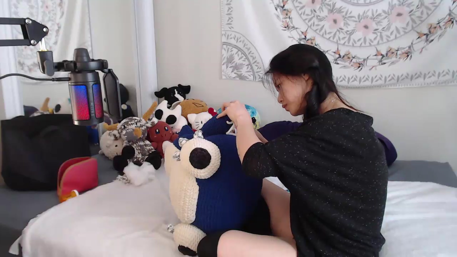Gallery image thumbnail from MarissaPeach's myfreecams stream on, 06/08/2026, 15:54 image 13 of 20