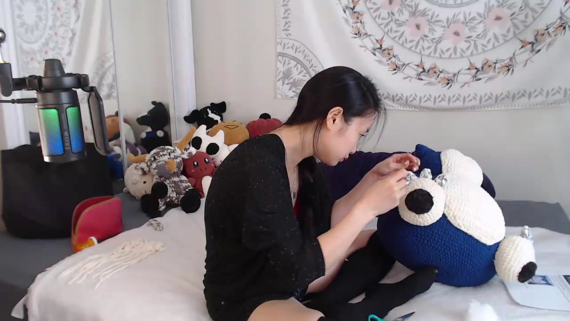 Gallery image thumbnail from MarissaPeach's myfreecams stream on, 06/08/2026, 15:54 image 9 of 20