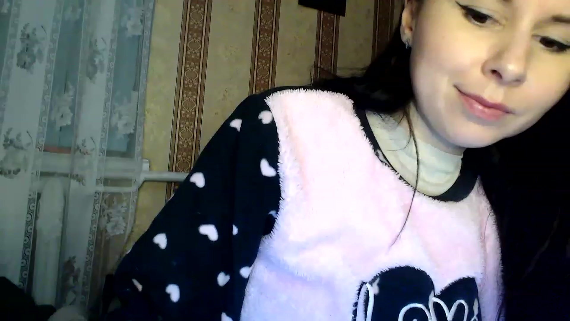 Gallery image thumbnail from Marissiya's myfreecams stream on, 11/18/2022, 18:10 image 18 of 20