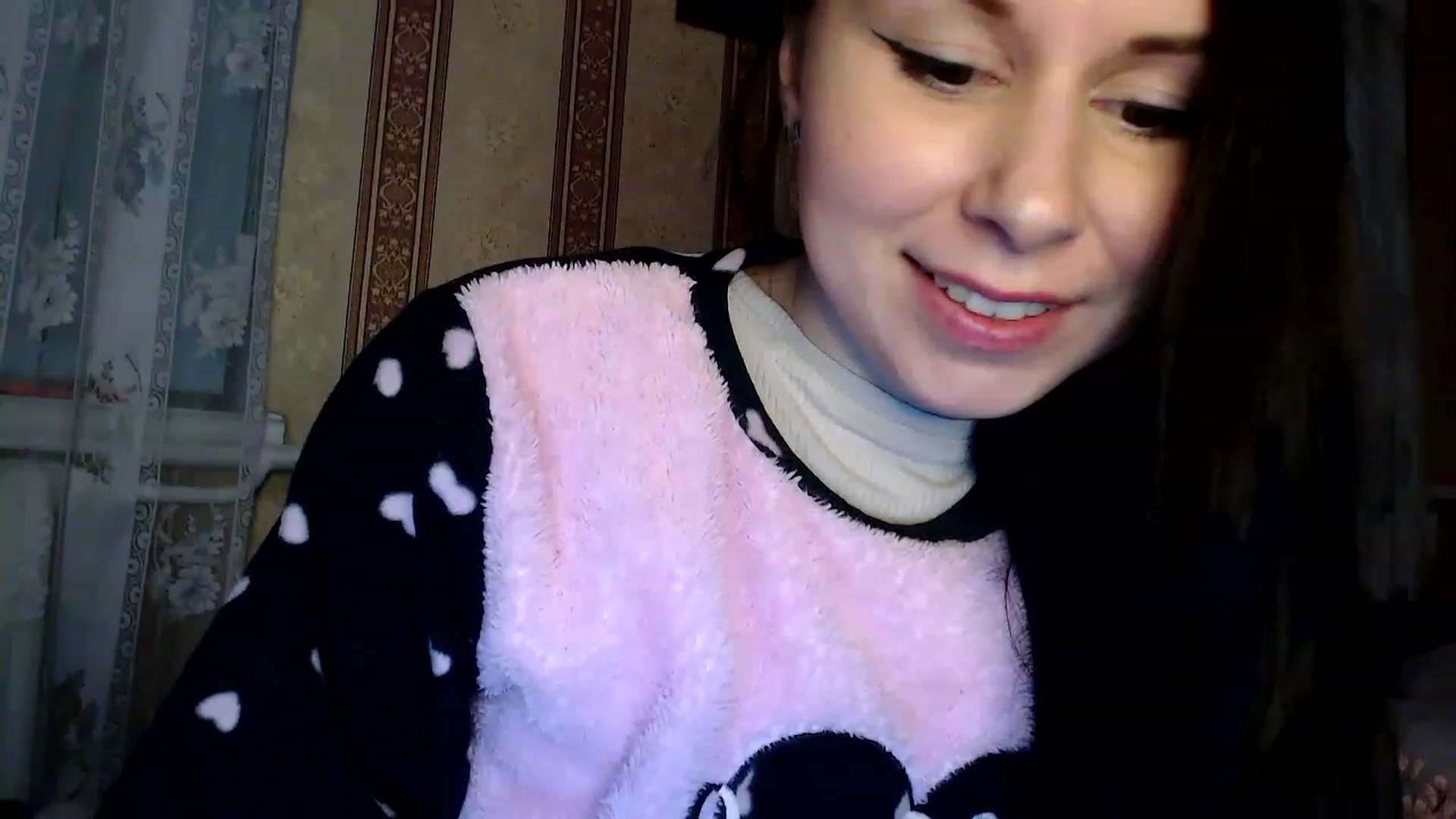 Gallery image thumbnail from Marissiya's myfreecams stream on, 11/18/2022, 18:10 image 19 of 20