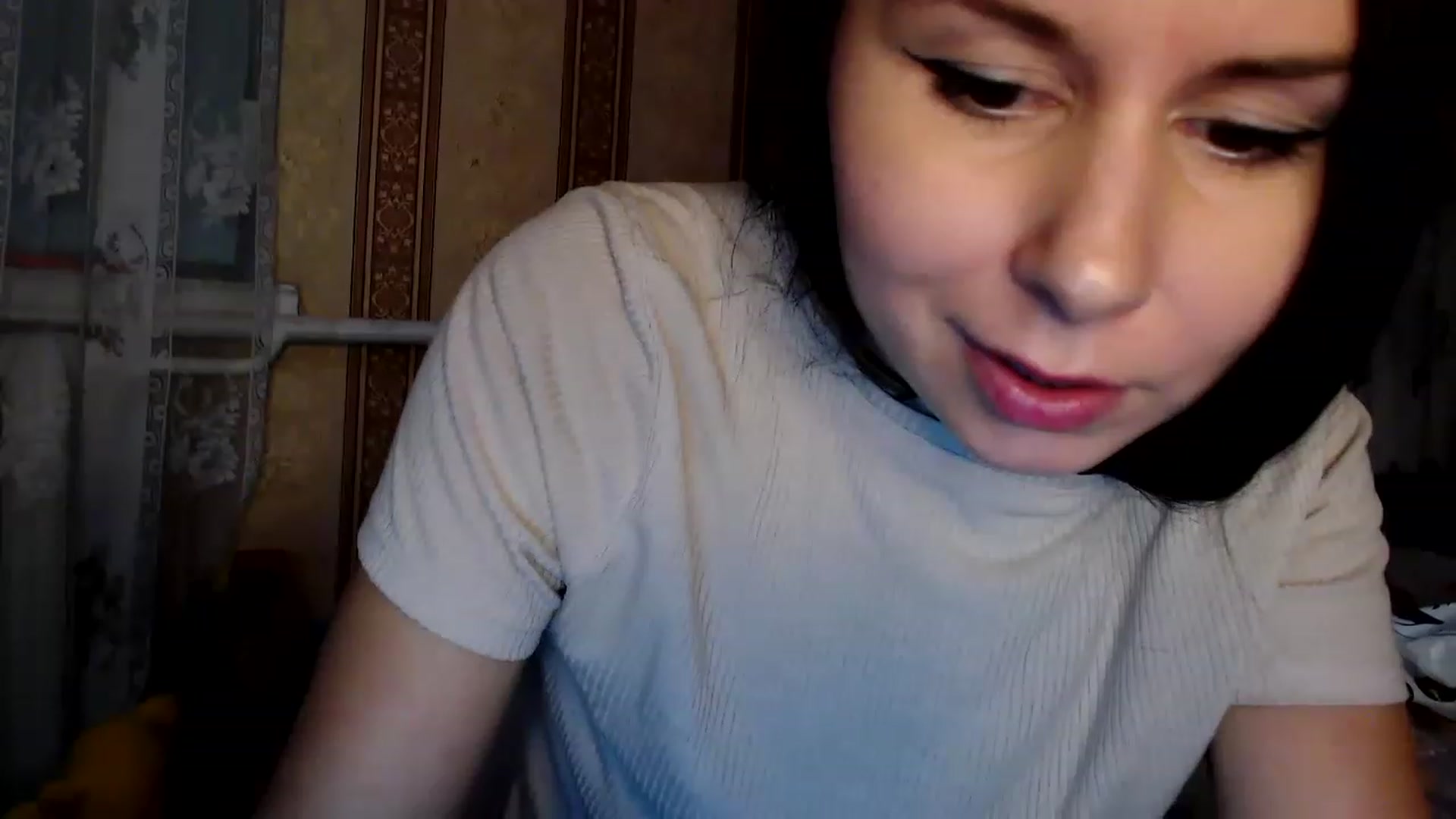 Gallery image thumbnail from Marissiya's myfreecams stream on, 11/18/2022, 18:10 image 17 of 20