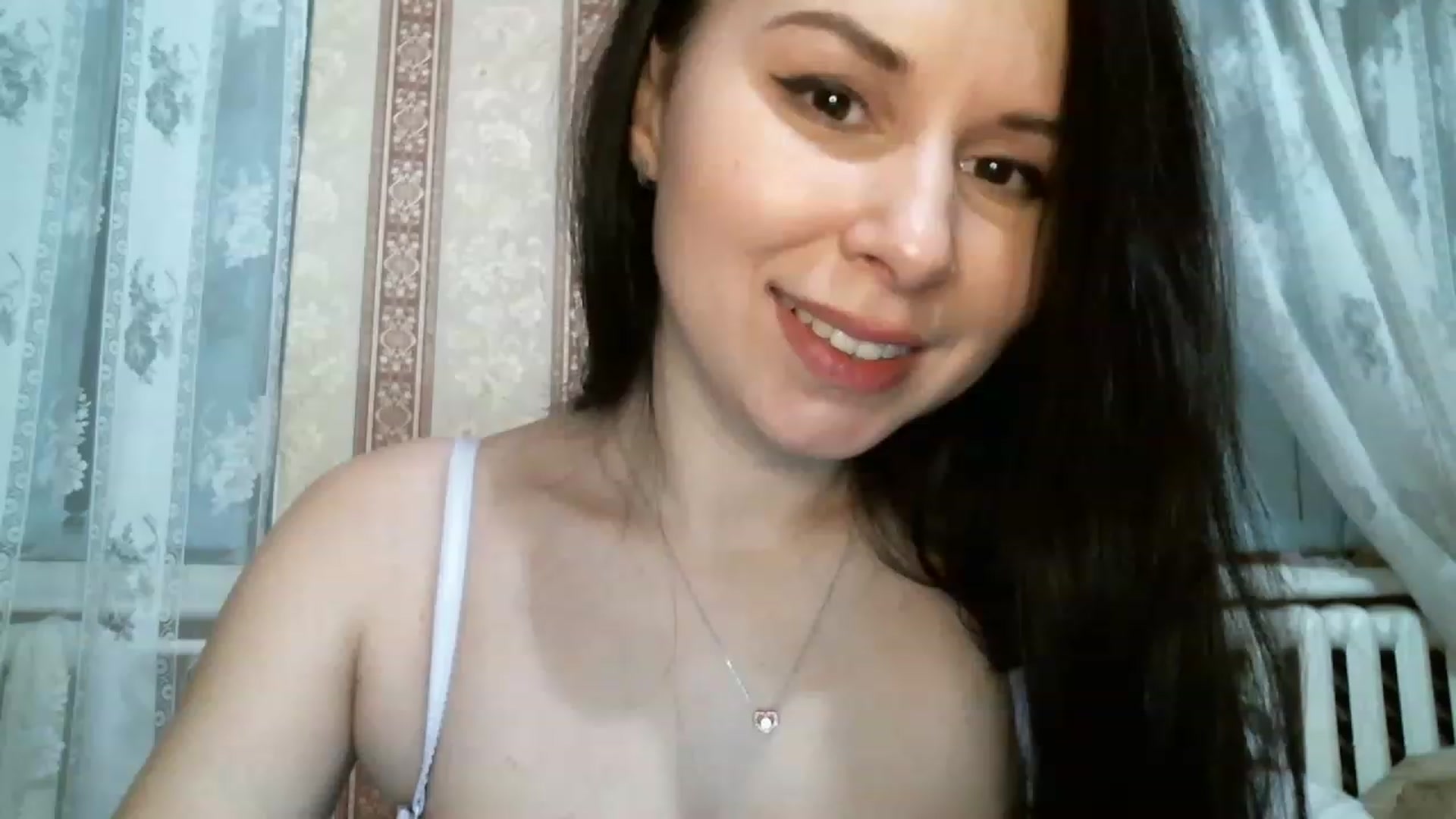 Gallery image thumbnail from Marissiya's myfreecams stream on, 12/25/2022, 17:51 image 17 of 20