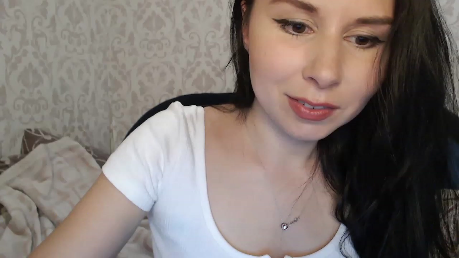 Gallery image thumbnail from Marissiya's myfreecams stream on, 05/25/2023, 15:36 image 5 of 20