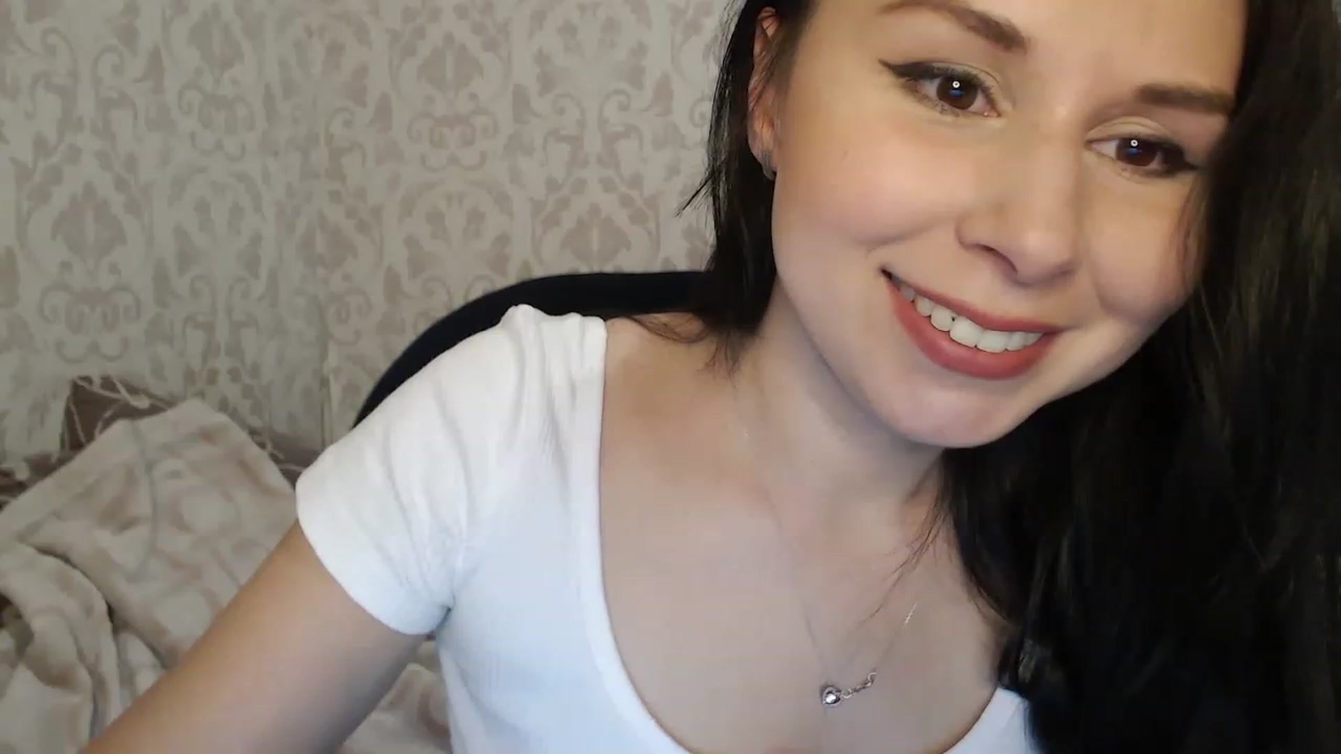 Gallery image thumbnail from Marissiya's myfreecams stream on, 05/25/2023, 15:36 image 4 of 20