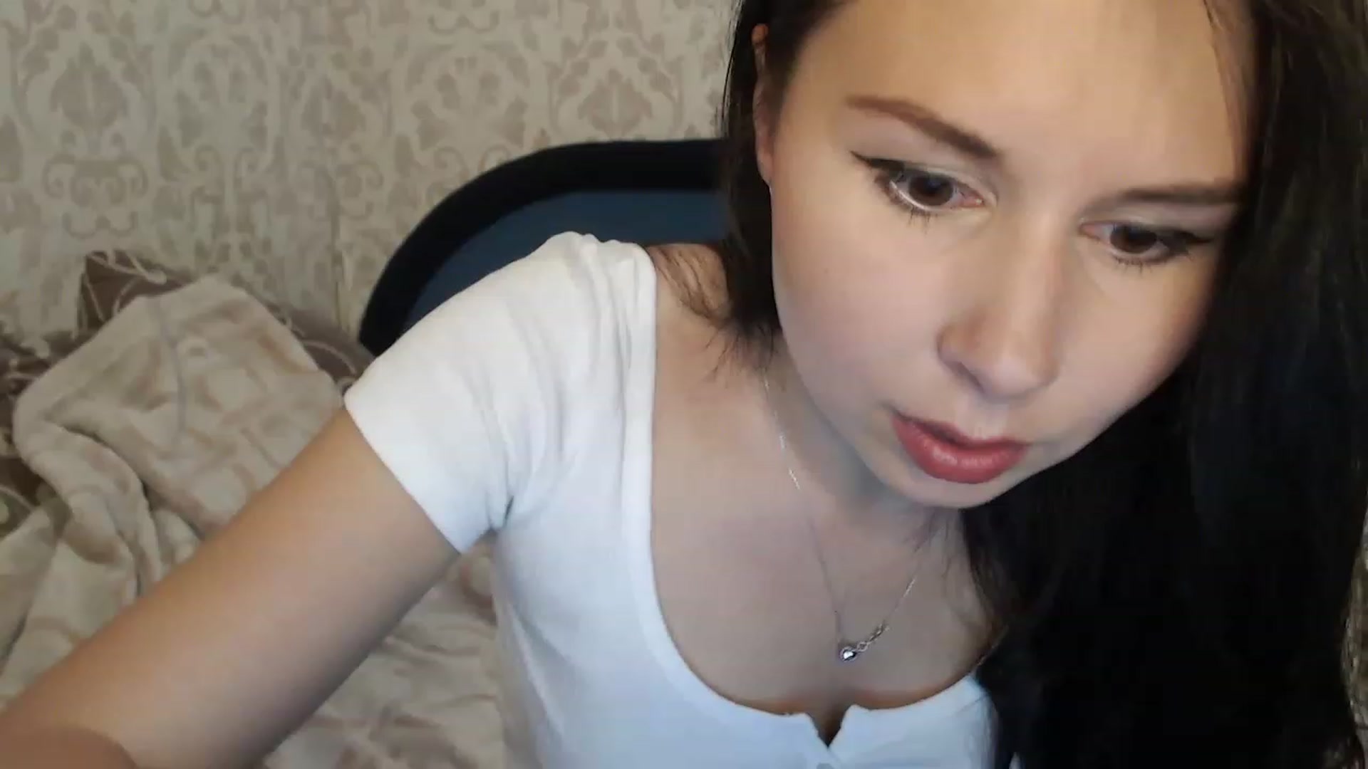 Gallery image thumbnail from Marissiya's myfreecams stream on, 05/25/2023, 15:36 image 10 of 20