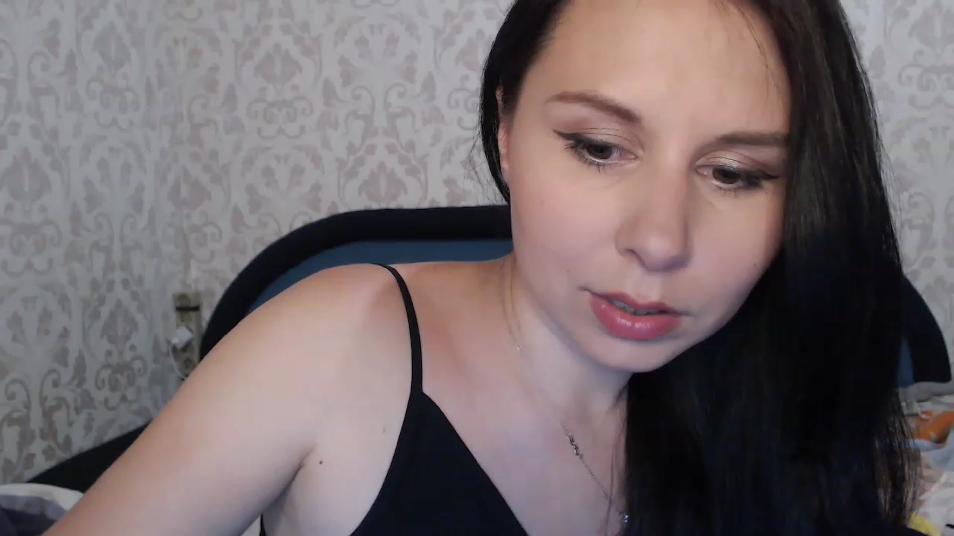 Gallery image thumbnail from Marissiya's myfreecams stream on, 06/18/2023, 16:47 image 1 of 20